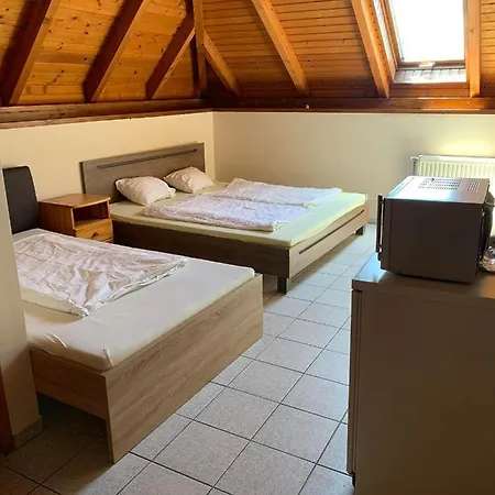 White House Apartman * Zamárdi