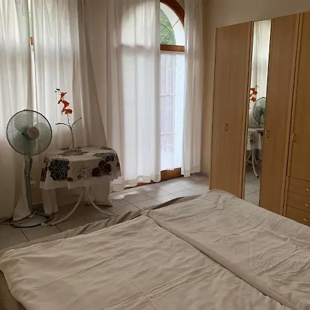 White House Apartman Apartment